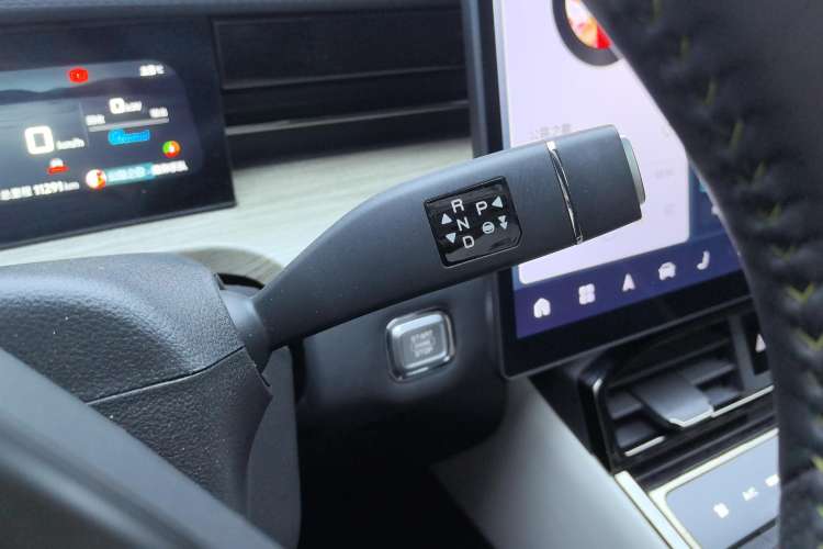 Used JETOUR Shanhai L6 2024 1.5TD DHT ULTRA Gear Lever
