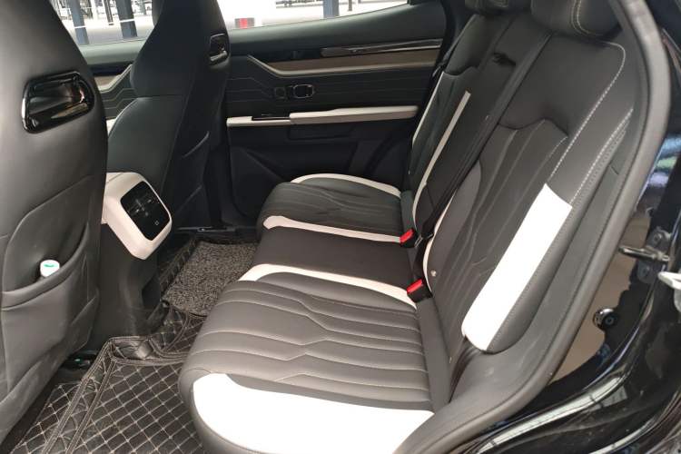 Used JETOUR Shanhai L6 2024 1.5TD DHT ULTRA Left Rear Seat