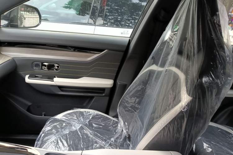 Used JETOUR Shanhai L6 2024 1.5TD DHT ULTRA Right Front Seat