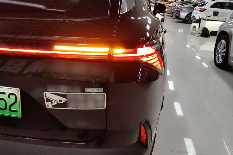 Used JETOUR Shanhai L6 2024 1.5TD DHT MAX Right Rear Taillight