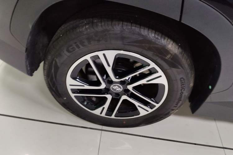 Used JETOUR Shanhai L6 2024 1.5TD DHT MAX Right Rear Wheel Hub