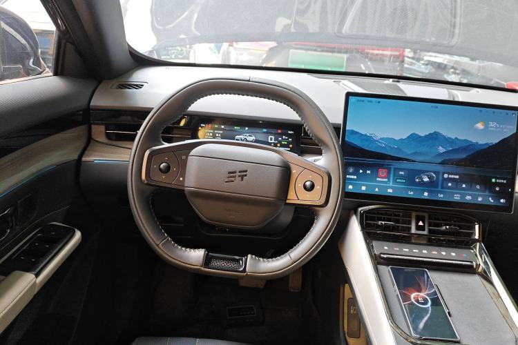 Used JETOUR Shanhai L6 2024 1.5TD DHT MAX Steering Wheel