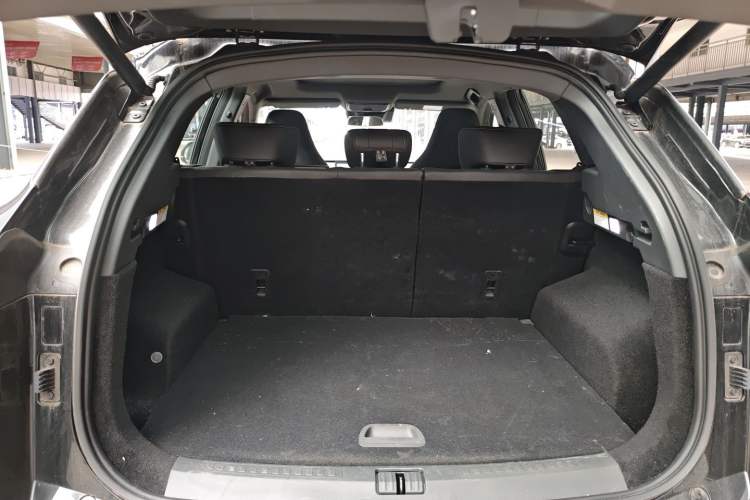 Used JETOUR Shanhai L6 2024 1.5TD DHT ULTRA Trunk