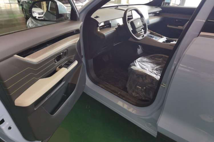 Used JETOUR Shanhai L6 2024 1.5TD DHT MAX Driver Seat