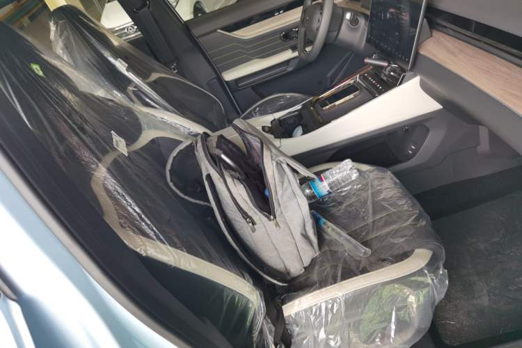 Used JETOUR Shanhai L6 2024 1.5TD DHT MAX Right Front Seat