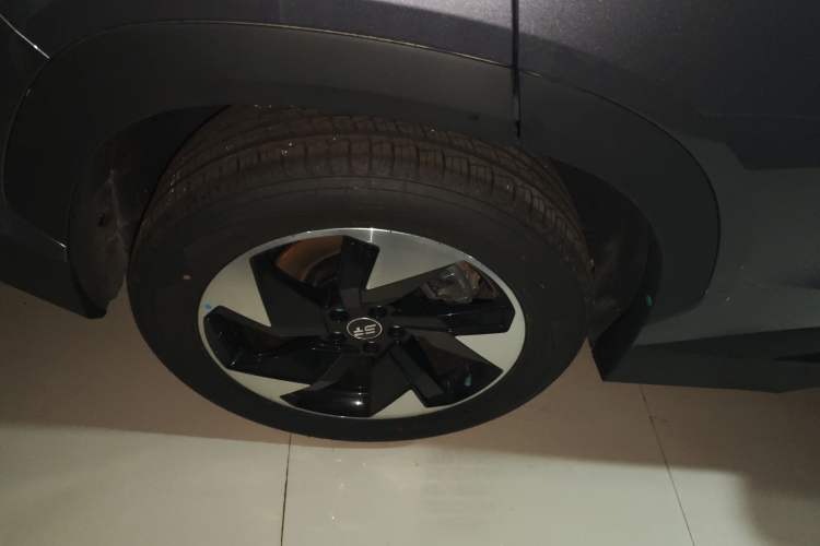 Used JETOUR Shanhai L6 2024 1.5TD DHT ULTRA Exterior 8