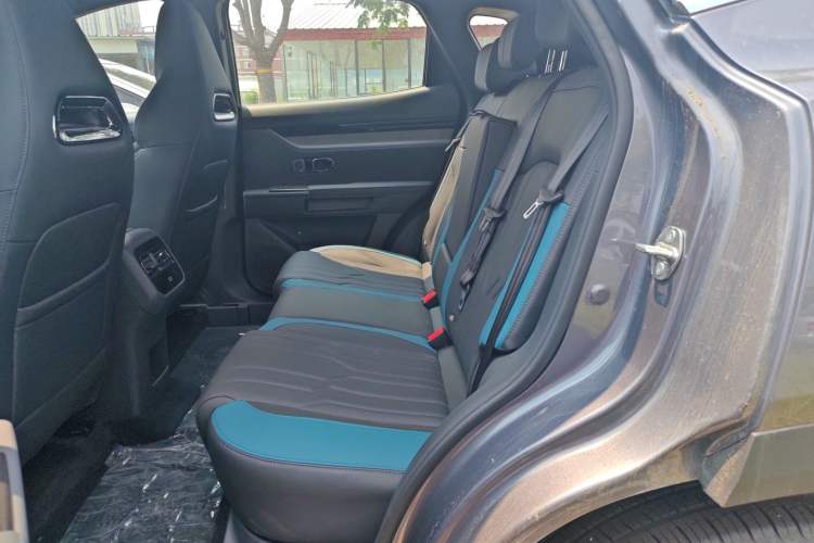Used JETOUR Shanhai L6 2024 1.5TD DHT ULTRA Interior 1