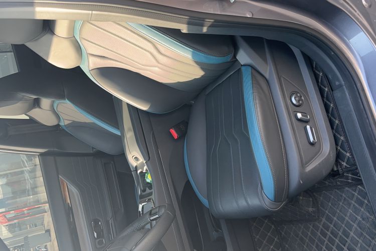 Used JETOUR Shanhai L6 2024 1.5TD DHT ULTRA Right Front Seat