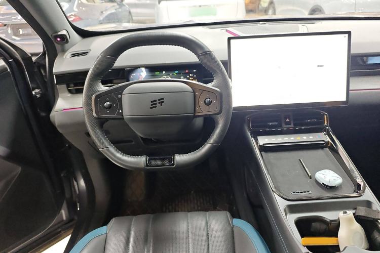 Used JETOUR Shanhai L6 2024 1.5TD DHT ULTRA Steering Wheel