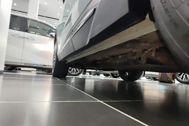 Used JETOUR Shanhai L6 2024 1.5TD DHT ULTRA Left Side Sill