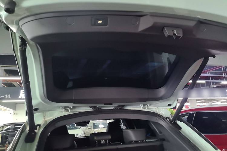 Used JETOUR Shanhai L6 2024 1.5TD DHT MAX Trunk