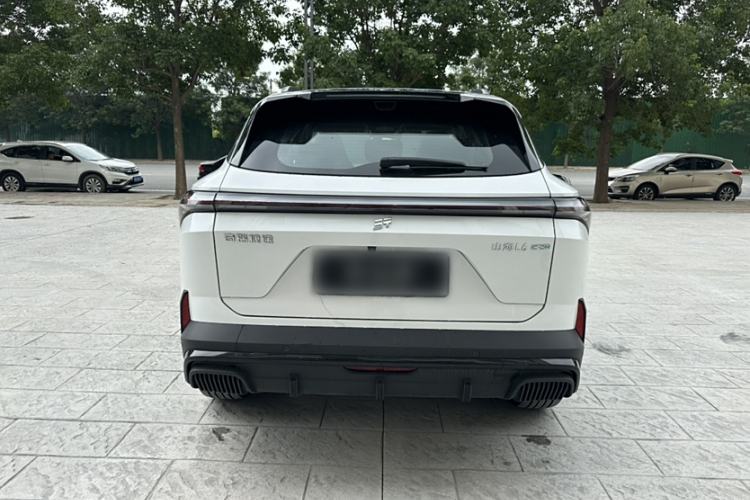 Used JETOUR Shanhai L6 2024 1.5TD DHT ULTRA Exterior 2