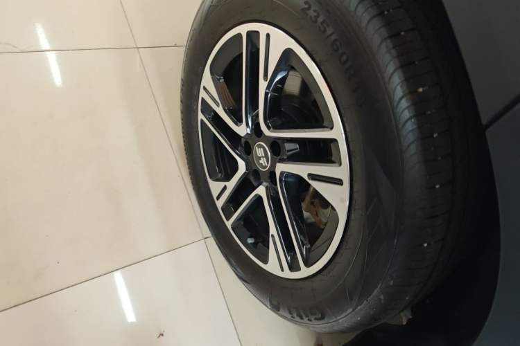 Used JETOUR Shanhai L6 2024 1.5TD DHT MAX Exterior 3