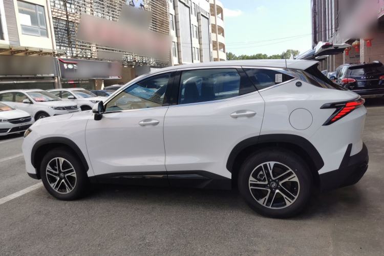 Used JETOUR Shanhai L6 2024 1.5TD DHT MAX Exterior 4