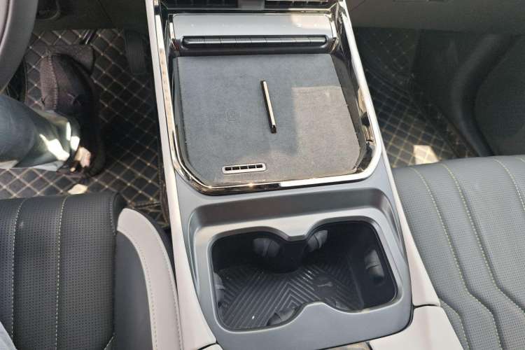 Used JETOUR Shanhai L6 2024 1.5TD DHT MAX Gear Lever