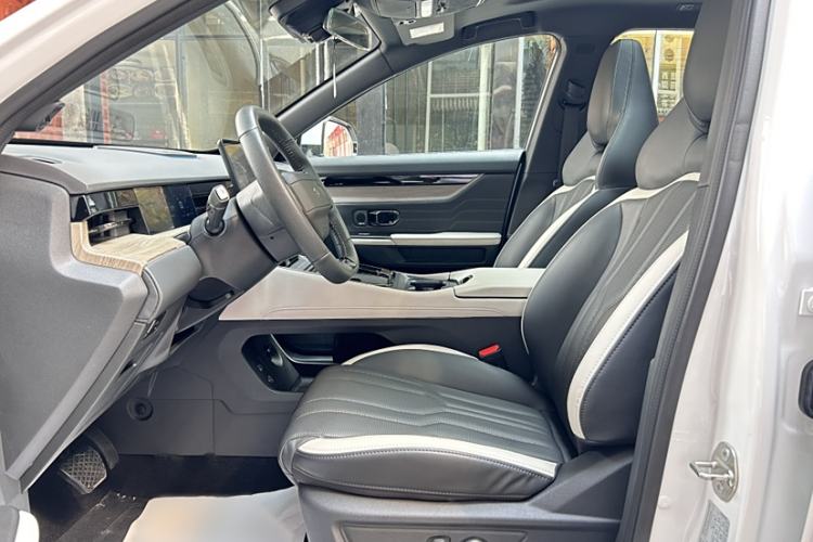 Used JETOUR Shanhai L6 2024 1.5TD DHT ULTRA Interior 7