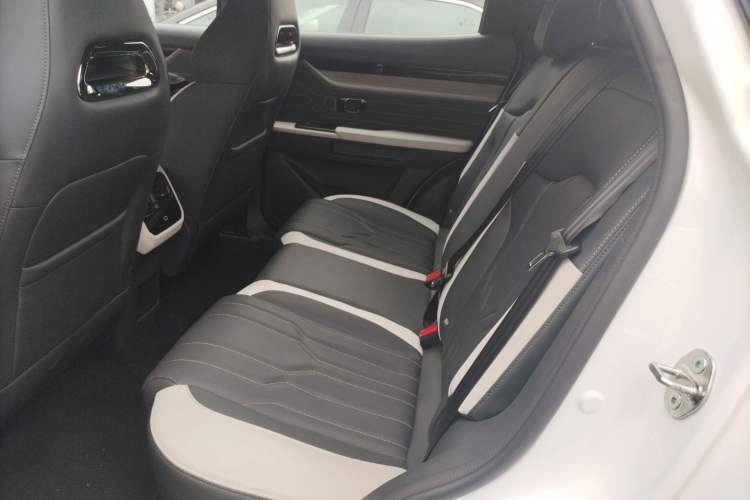 Used JETOUR Shanhai L6 2024 1.5TD DHT MAX Left Rear Seat