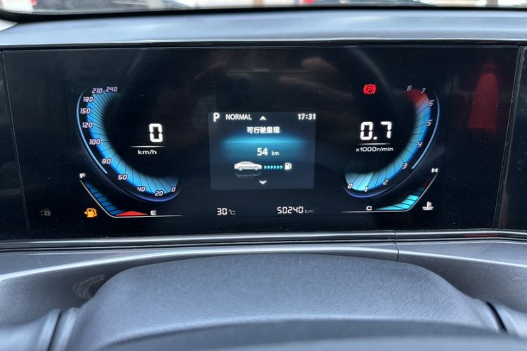 Used JETOUR Shanhai L6 2024 1.5TD DHT ULTRA Odometer Close Up