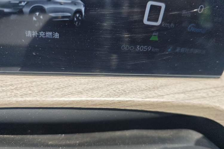 Used JETOUR Shanhai L6 2024 1.5TD DHT MAX Odometer Close Up