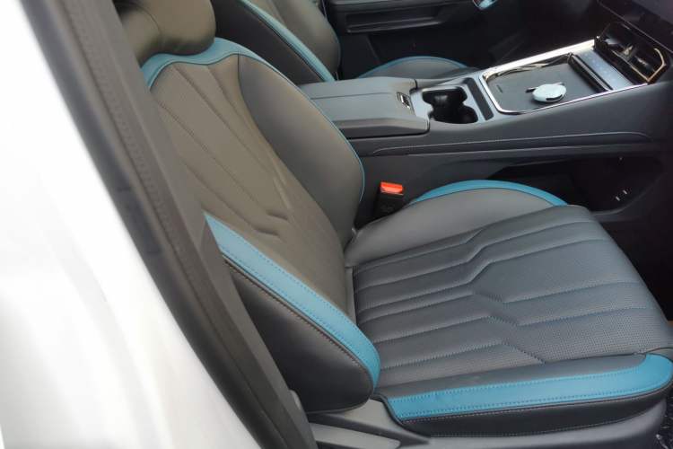 Used JETOUR Shanhai L6 2024 1.5TD DHT MAX Right Front Seat