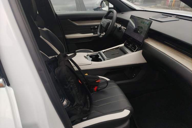 Used JETOUR Shanhai L6 2024 1.5TD DHT MAX Right Front Seat