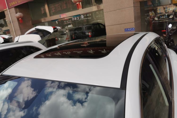 Used JETOUR Shanhai L6 2024 1.5TD DHT MAX Roof