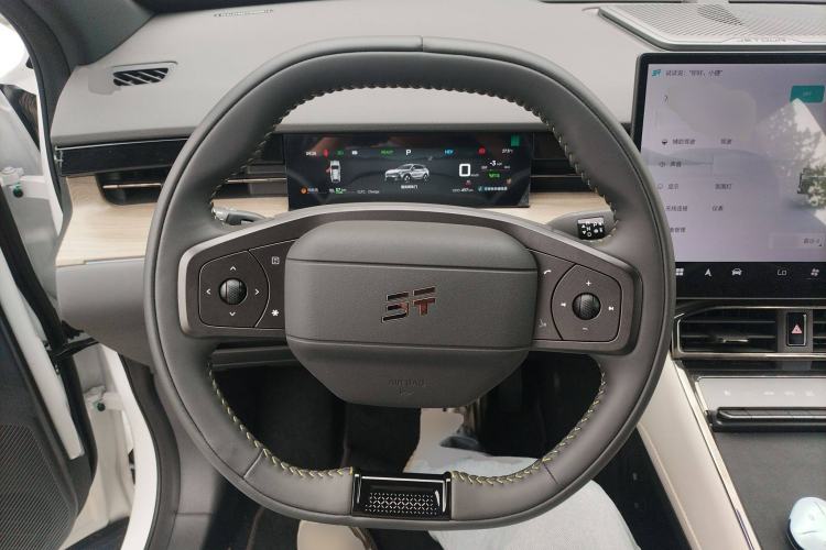 Used JETOUR Shanhai L6 2024 1.5TD DHT MAX Steering Wheel