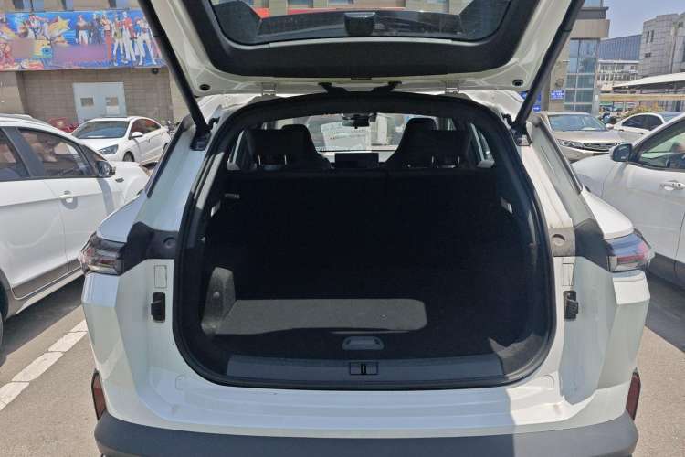 Used JETOUR Shanhai L6 2024 1.5TD DHT MAX Trunk