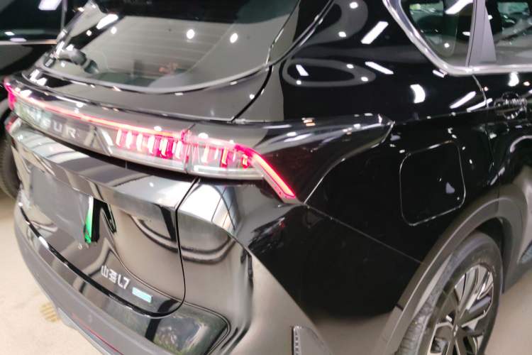 Used JETOUR Shanhai L7 2024 1.5T 120km ULTRA 7-Seater Exterior 6