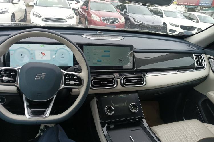 Used JETOUR Shanhai L7 2024 1.5T 120km ULTRA 7-Seater Interior 2