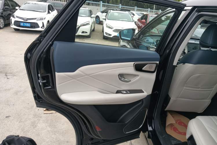 Used JETOUR Shanhai L7 2024 1.5T 120km ULTRA 7-Seater Interior 8