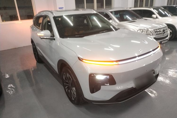 Used JETOUR Shanhai L7 2024 1.5T 120km ULTRA 7-Seater Front Right 45 Deg