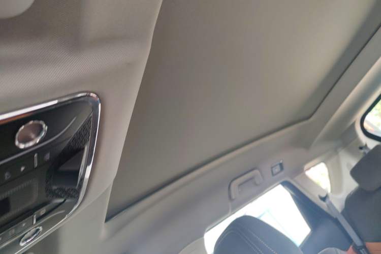 Used JETOUR Shanhai L7 2024 1.5T 120km ULTRA 7-Seater Headliner