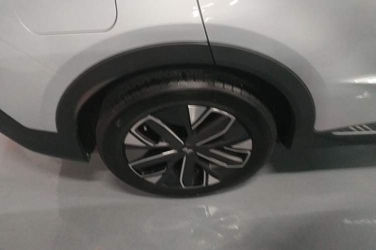 Used JETOUR Shanhai L7 2024 1.5T 120km ULTRA 7-Seater Right Rear Wheel Hub
