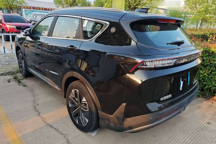 Used JETOUR Shanhai L7 2024 1.5T 120km MAX 5-Seater Exterior 2