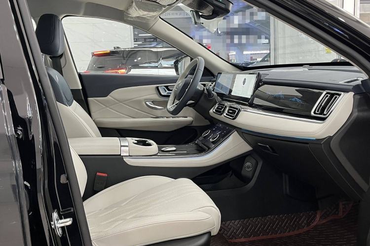 Used JETOUR Shanhai L7 2024 1.5T 120km MAX 5-Seater Right Front Seat
