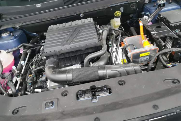 Used JETOUR Shanhai L7 2024 1.5T 120km MAX+ 7-Seater Engine Bay
