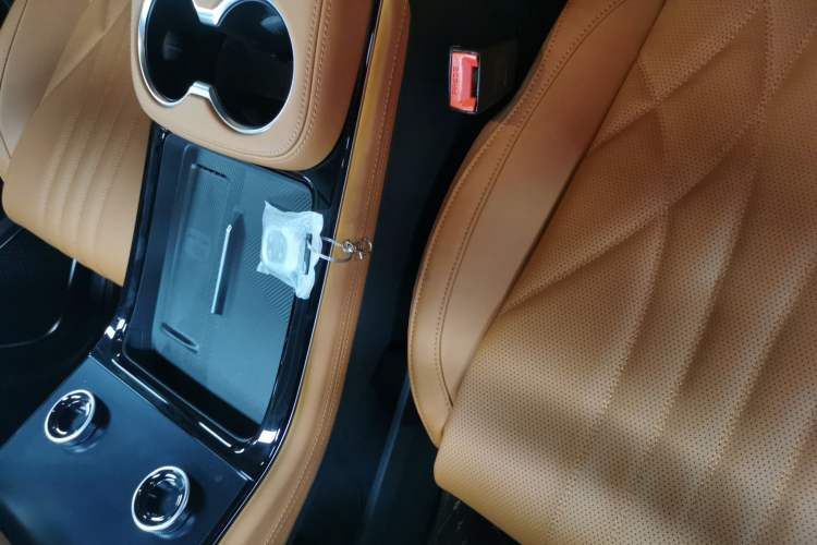 Used JETOUR Shanhai L7 2024 1.5T 120km MAX+ 7-Seater Interior 1