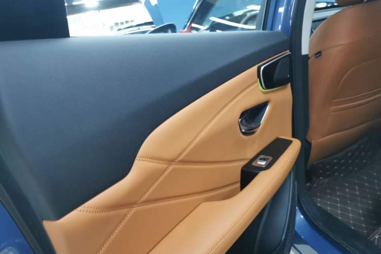 Used JETOUR Shanhai L7 2024 1.5T 120km MAX+ 7-Seater Interior 8