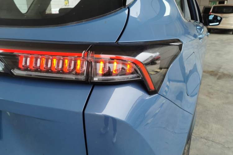 Used JETOUR Shanhai L7 2024 1.5T 120km ULTRA 7-Seater Right Rear Taillight