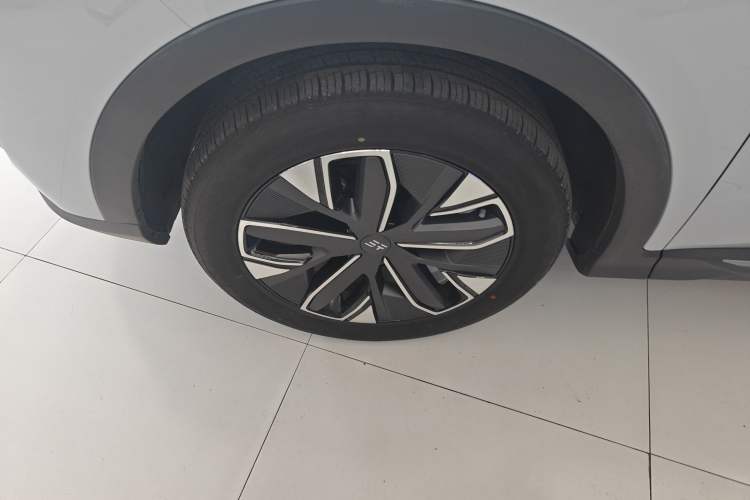 Used JETOUR Shanhai L7 2024 1.5T 120km ULTRA 7-Seater Left Front Wheel Hub