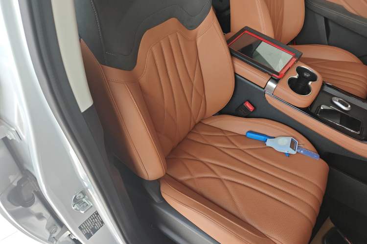 Used JETOUR Shanhai L7 2024 1.5T 120km ULTRA 7-Seater Right Front Seat