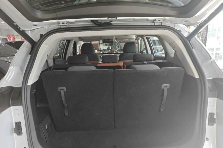 Used JETOUR Shanhai L7 2024 1.5T 120km ULTRA 7-Seater Trunk