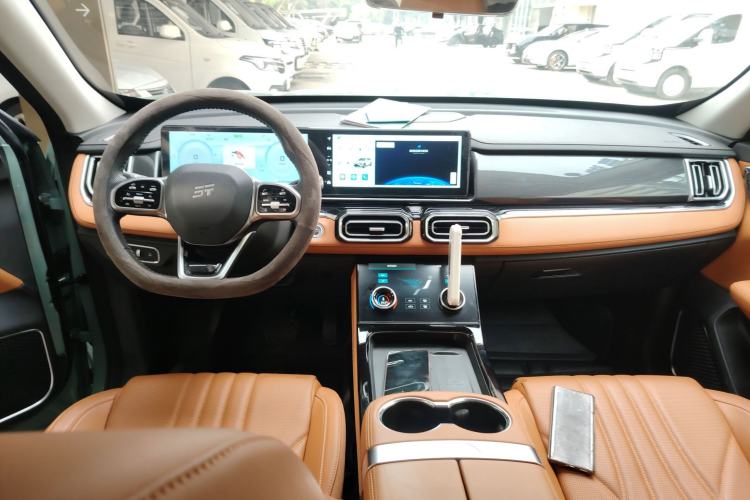 Used JETOUR Shanhai L7 2024 1.5T 120km MAX 5-Seater Interior 2