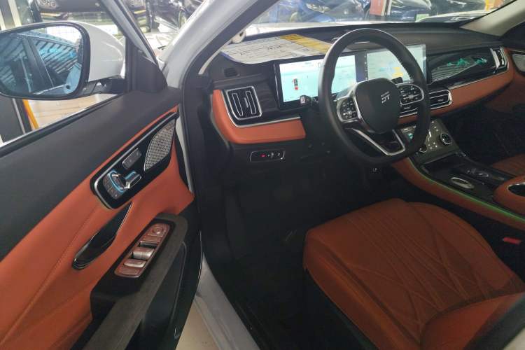 Used JETOUR Shanhai L7 2024 1.5T 120km ULTRA 7-Seater Driver Seat