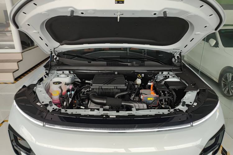 Used JETOUR Shanhai L7 2024 1.5T 120km ULTRA 7-Seater Engine Bay