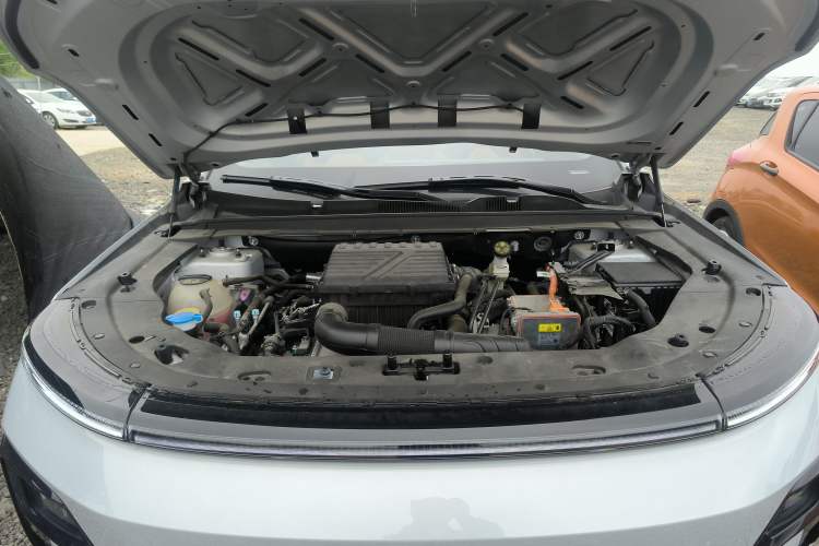 Used JETOUR Shanhai L7 2024 1.5T 120km ULTRA 7-Seater Engine Bay