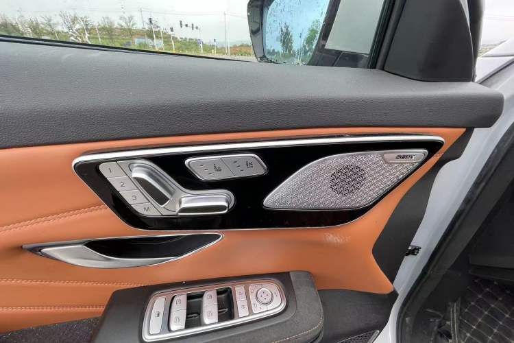 Used JETOUR Shanhai L7 2024 1.5T 120km ULTRA 7-Seater Interior 1