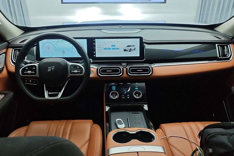 Used JETOUR Shanhai L7 2024 1.5T 120km ULTRA 7-Seater Interior 2