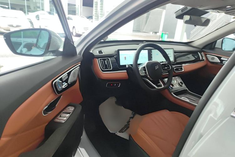 Used JETOUR Shanhai L7 2024 1.5T 120km ULTRA 7-Seater Interior 3